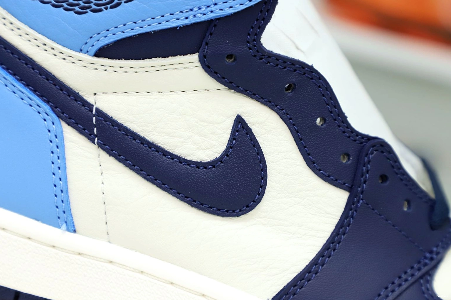 AIR RETRO 'OBSIDIAN' JORDAN 1 HIGH OG 1120